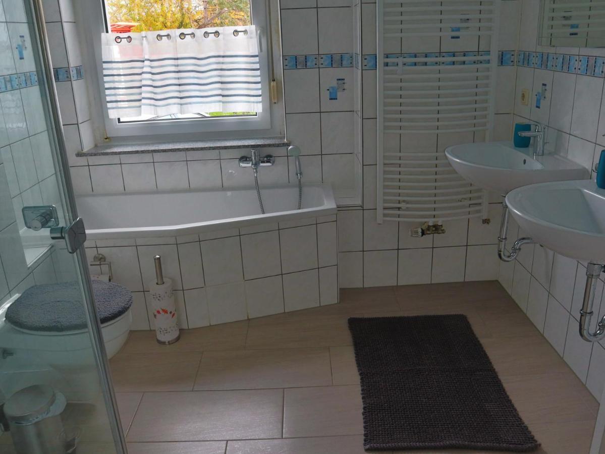 Ferienwohnung Familie Bulst 萨勒河畔瑙姆堡 外观 照片